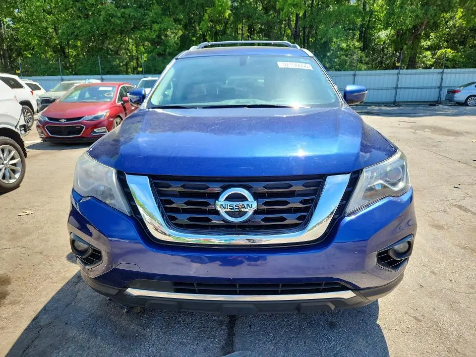2018 NISSAN PATHFINDER SL  