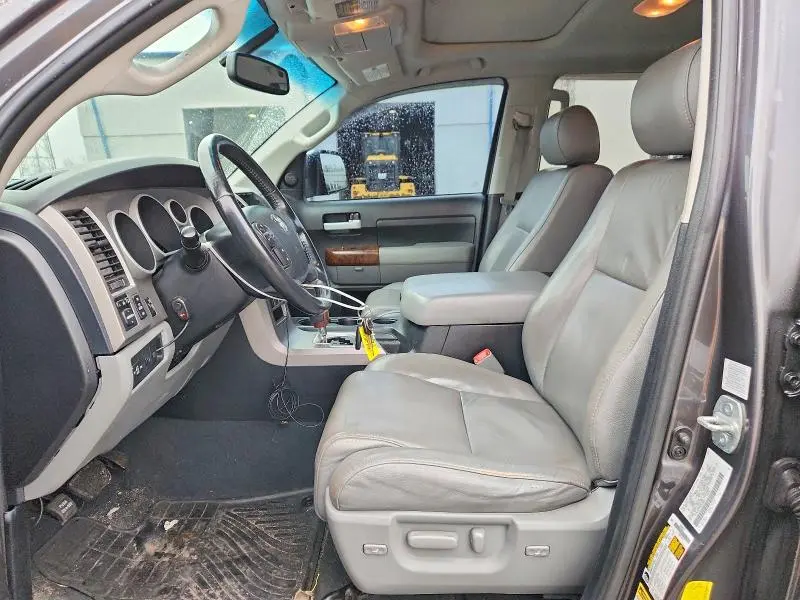 2013 TOYOTA TUNDRA LIMITED  