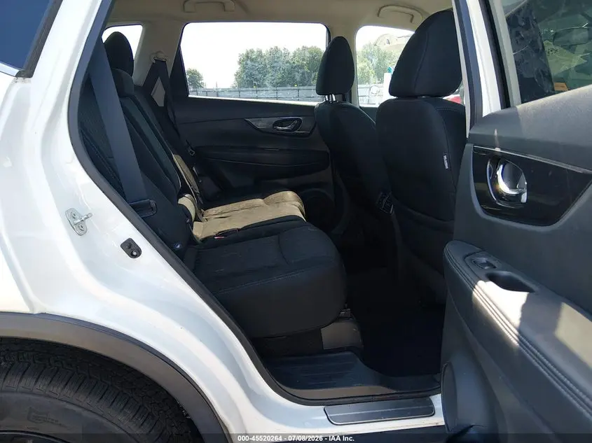 2017 NISSAN ROGUE SV