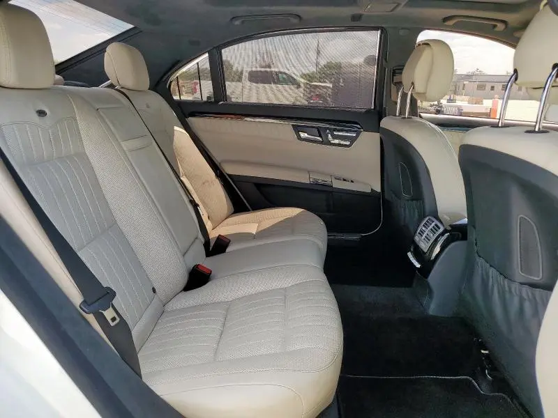 2010 MERCEDES-BENZ S 550  