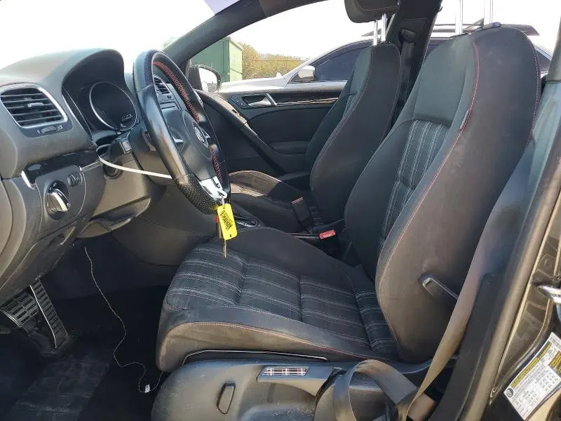 2013 VOLKSWAGEN GTI   
