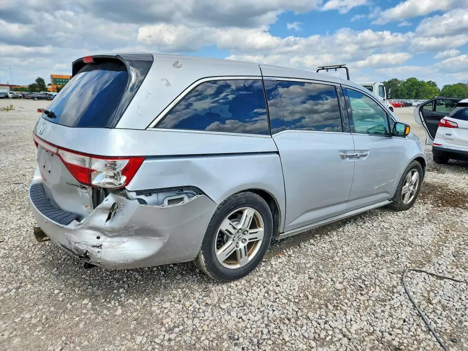 2011 HONDA ODYSSEY TOURING  