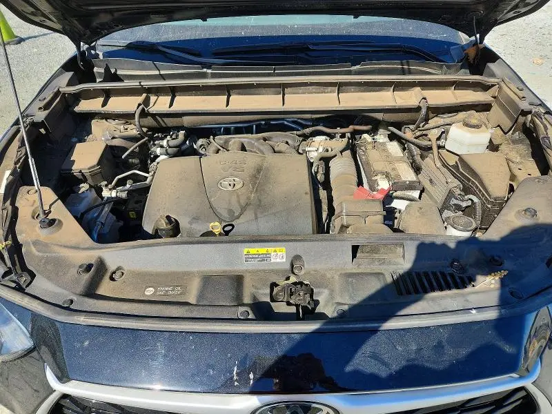 2022 TOYOTA HIGHLANDER L  