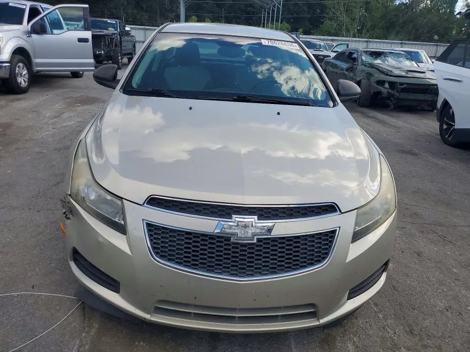 2013 CHEVROLET CRUZE LS  