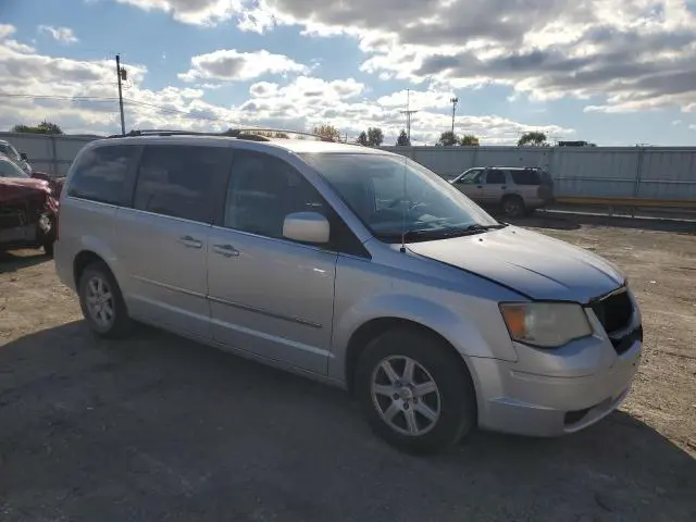 2010 CHRYSLER TOWN & COUNTRY TOURING  