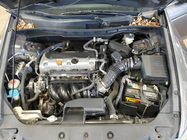 2011 HONDA ACCORD LX  