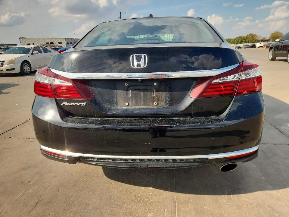 2017 HONDA ACCORD EX  