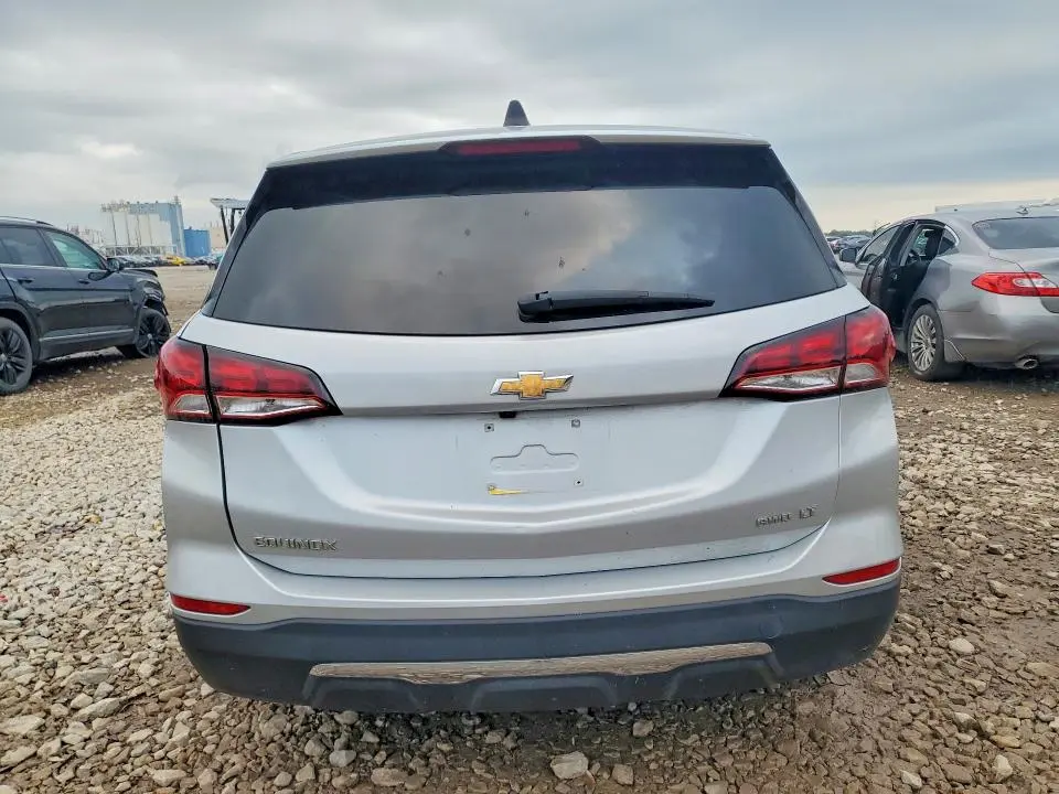 2022 CHEVROLET EQUINOX LT  