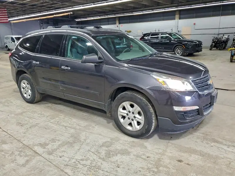 2014 CHEVROLET TRAVERSE LS  