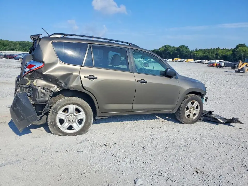 2011 TOYOTA RAV4 BASE  