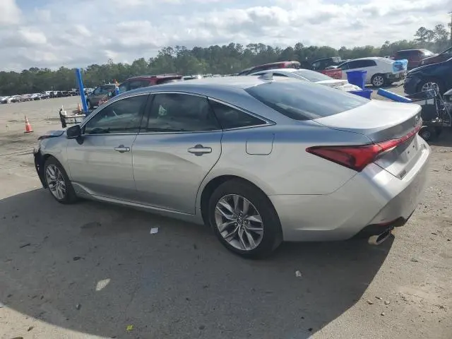 2019 TOYOTA AVALON XLE