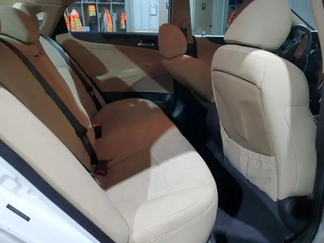 2012 HYUNDAI SONATA GLS  