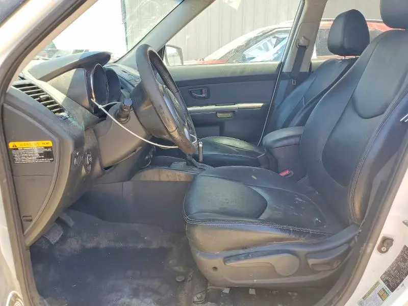 2011 KIA SOUL +  