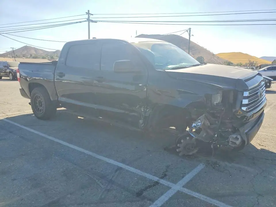 2021 TOYOTA TUNDRA CREWMAX SR5  