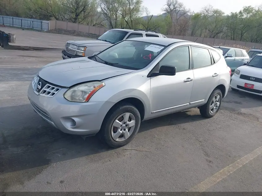 2013 NISSAN ROGUE S