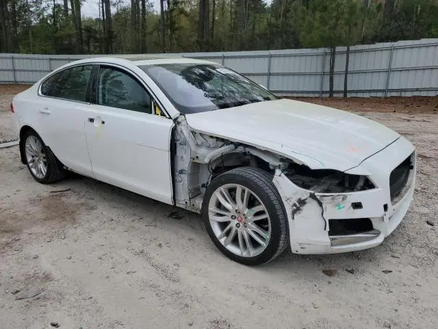 2017 JAGUAR XF PRESTIGE