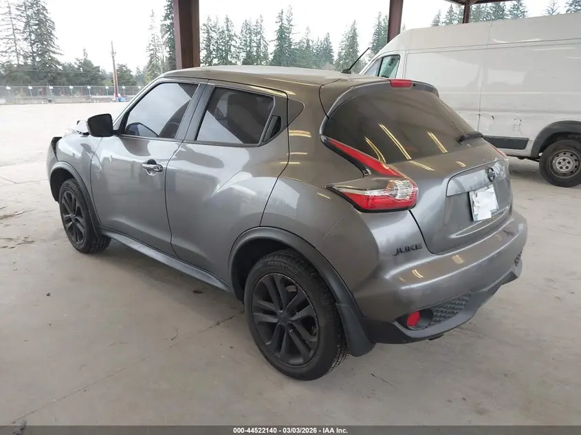 2015 NISSAN JUKE S