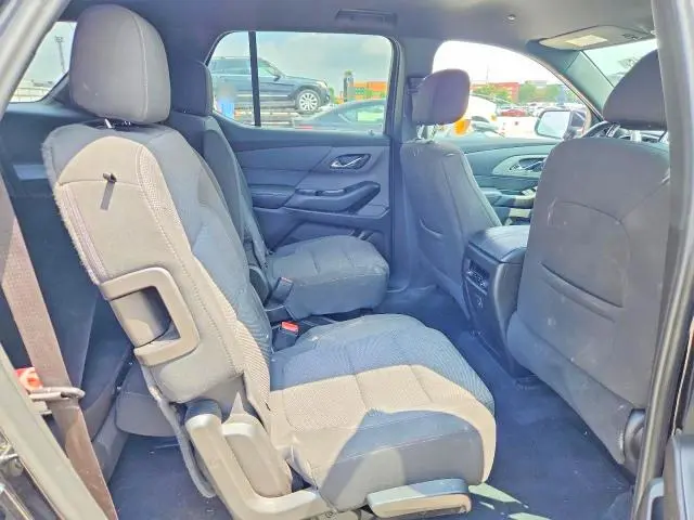 2022 CHEVROLET TRAVERSE LT  