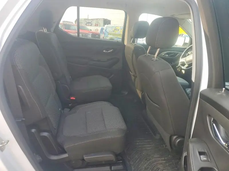 2021 CHEVROLET TRAVERSE LT  