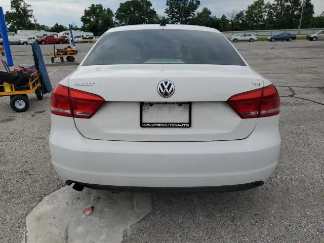 2014 VOLKSWAGEN PASSAT S  