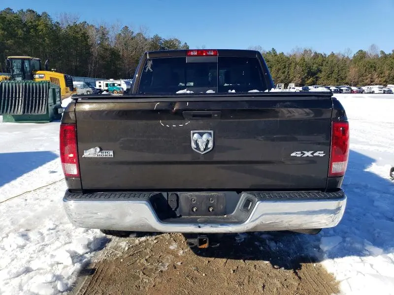 2014 RAM 1500 SLT  