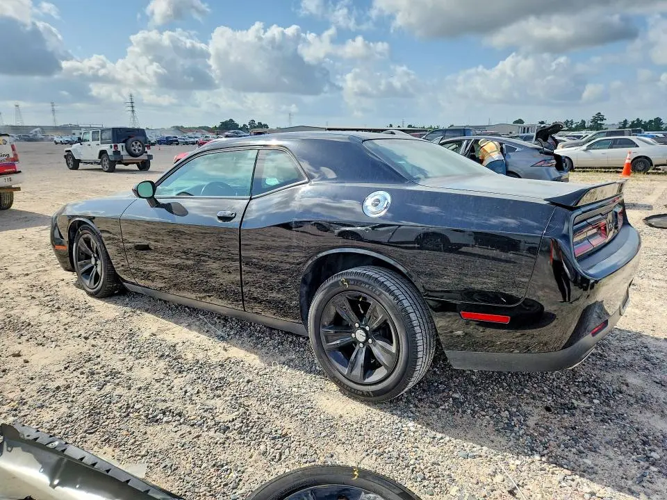 2020 DODGE CHALLENGER SXT  