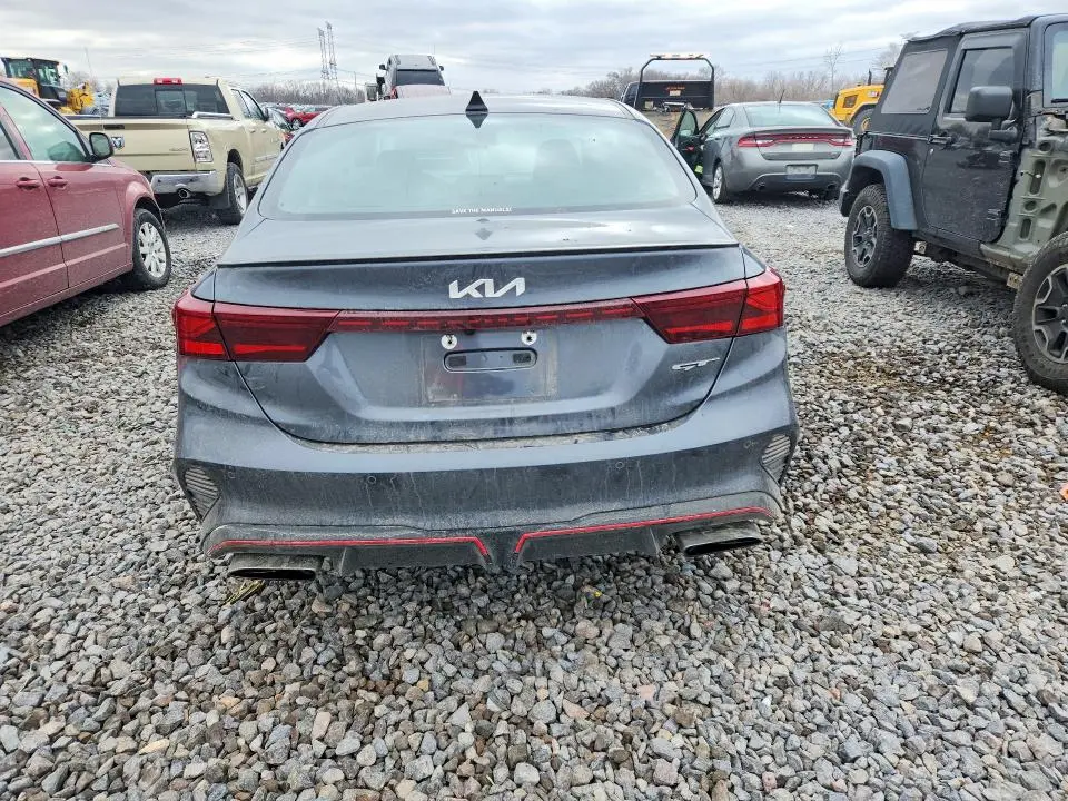 2022 KIA FORTE GT  