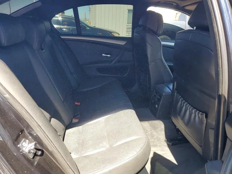2010 BMW 528 I  