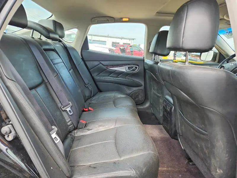 2012 INFINITI M37 X  