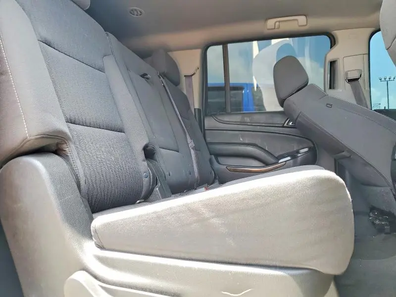 2017 CHEVROLET SUBURBAN C1500 LS  