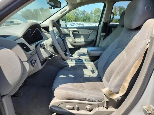 2013 CHEVROLET TRAVERSE LS  