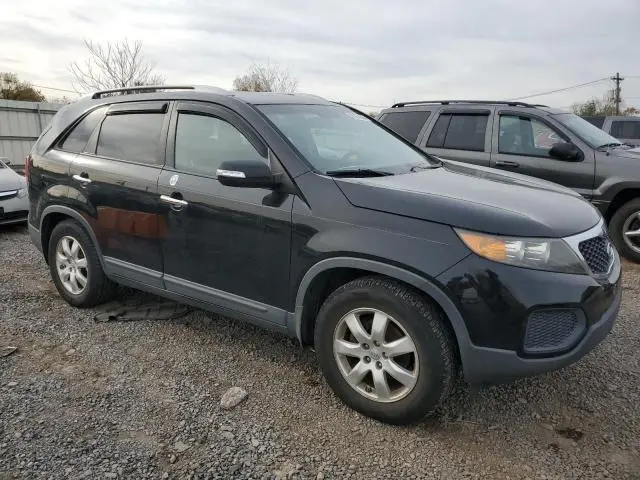 2013 KIA SORENTO LX  