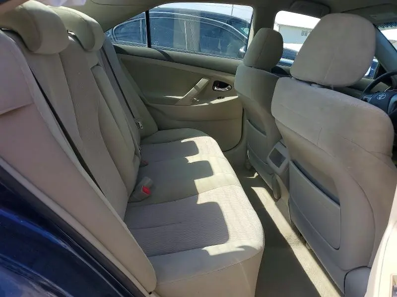 2010 TOYOTA CAMRY BASE  