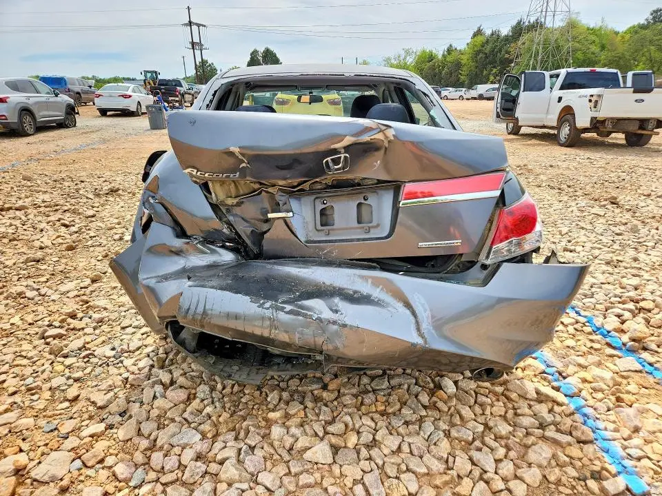2011 HONDA ACCORD SE  