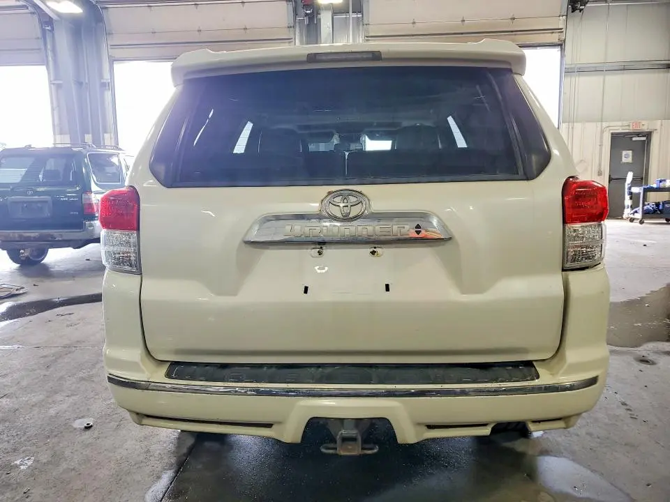 2011 TOYOTA 4RUNNER LIMITED  
