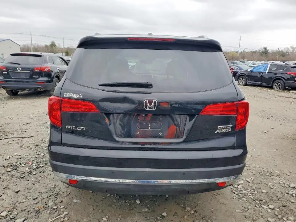 2017 HONDA PILOT TOURING  