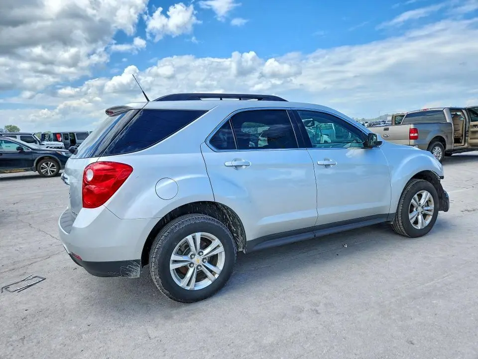 2011 CHEVROLET EQUINOX LT  