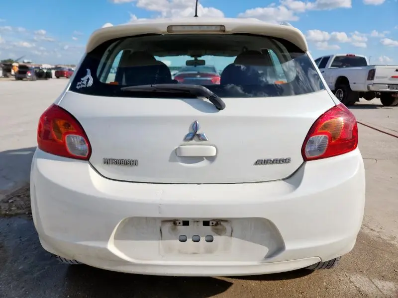 2015 MITSUBISHI MIRAGE DE  