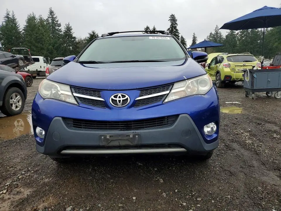 2014 TOYOTA RAV4 XLE  