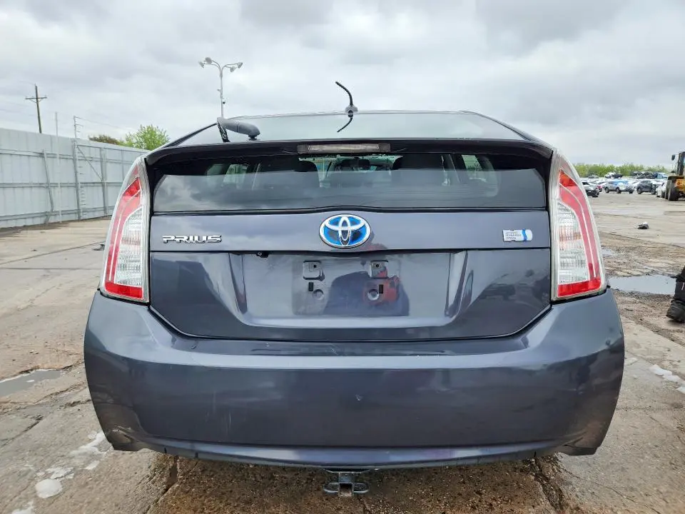 2012 TOYOTA PRIUS THREE  