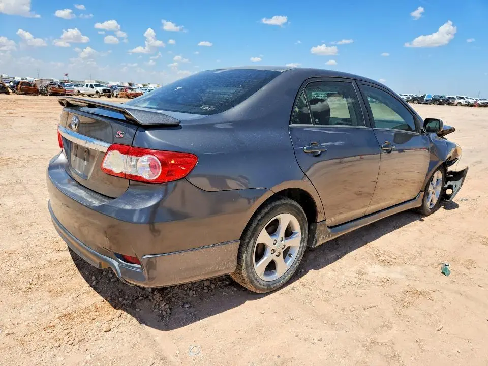 2013 TOYOTA COROLLA   