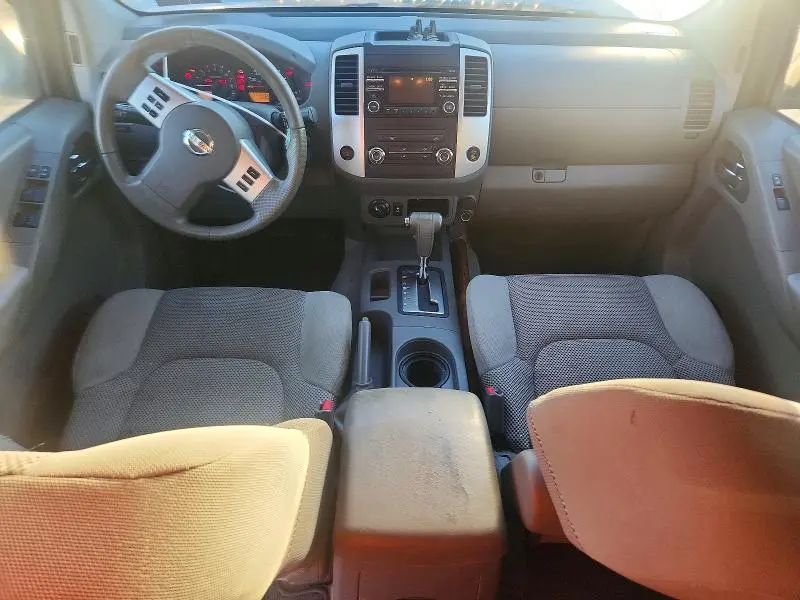 2014 NISSAN FRONTIER SV  