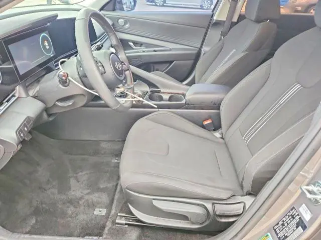 2024 HYUNDAI ELANTRA SEL  