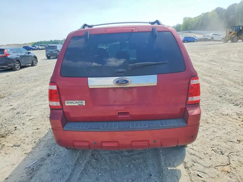 2011 FORD ESCAPE LIMITED  