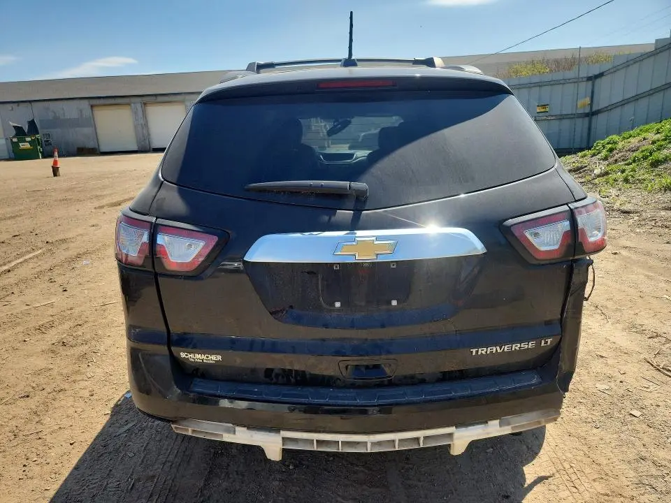 2016 CHEVROLET TRAVERSE LT  