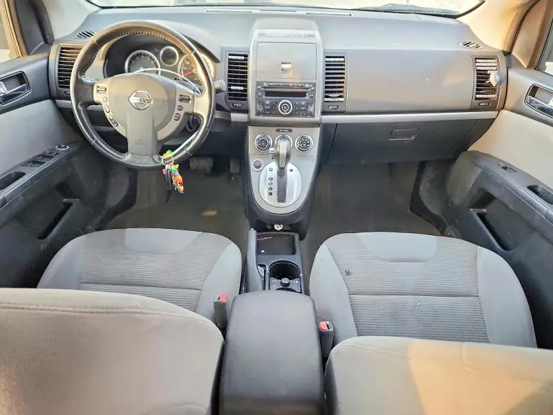 2010 NISSAN SENTRA 2.0  