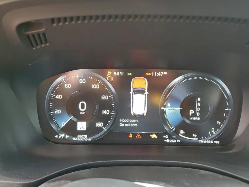 2019 VOLVO XC60 T8 R-DESIGN  