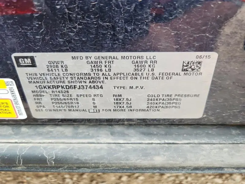 2015 GMC ACADIA SLE  