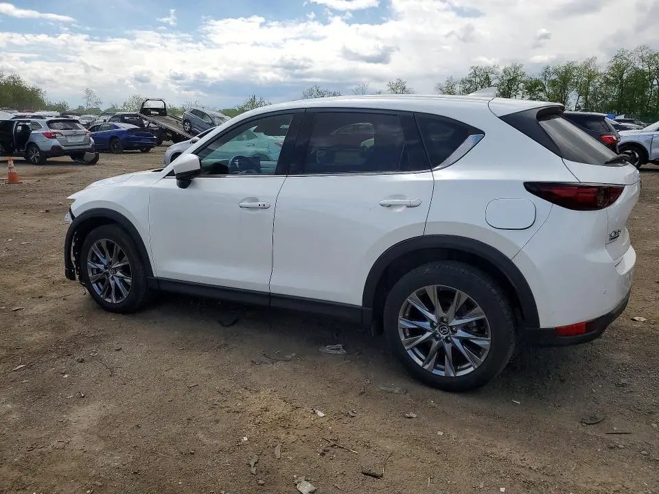 2021 MAZDA CX-5 SIGNATURE  