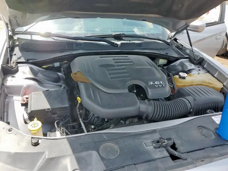 2014 DODGE CHARGER SE  